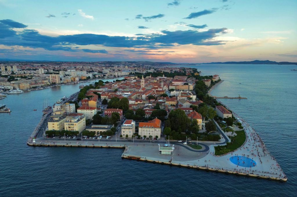 Najlepsze restauracje w ZADAR – gdzie zjeść dobrze i nie przepłacić?