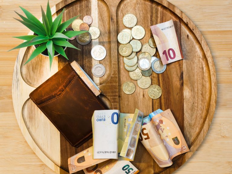 Banknoty i monety euro